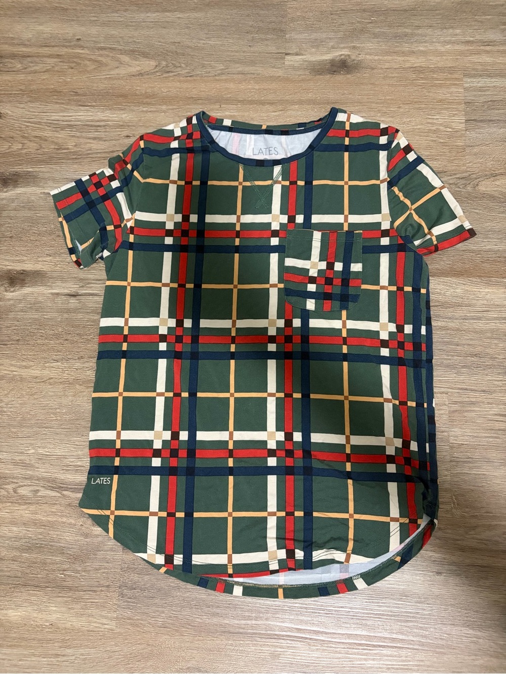 LATES Women’s Green Plaid Short-Sleeve Pocket Pajama Top